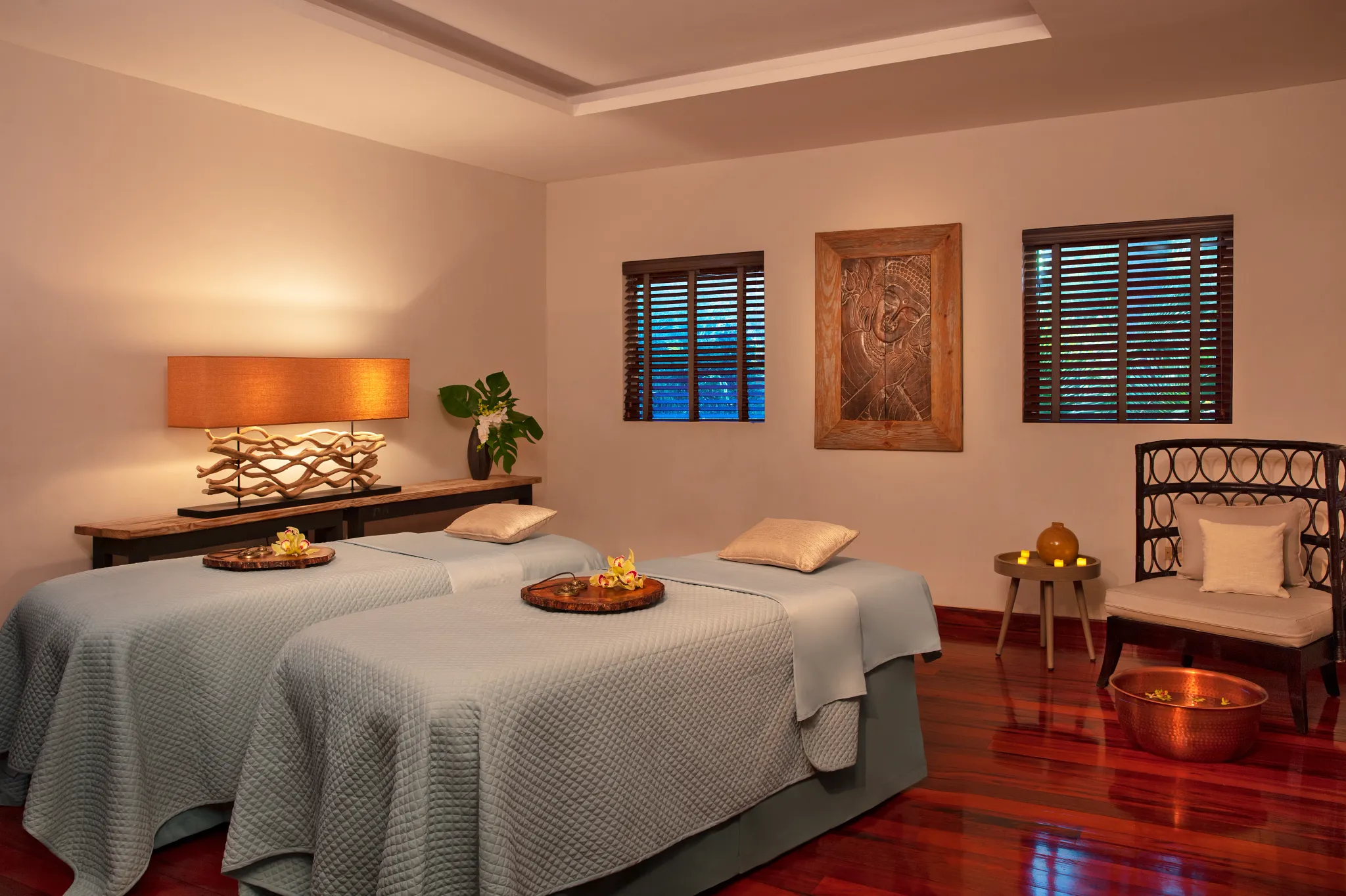 Couples massage room with twin treatment beds at Zoëtry Montego Bay Jamaica spa.
